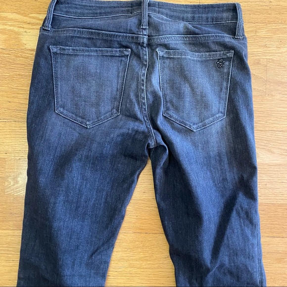 Black Orchid Dark Shadow Jude Mid Rise Super Skinny Jeans - Picture 5 of 9